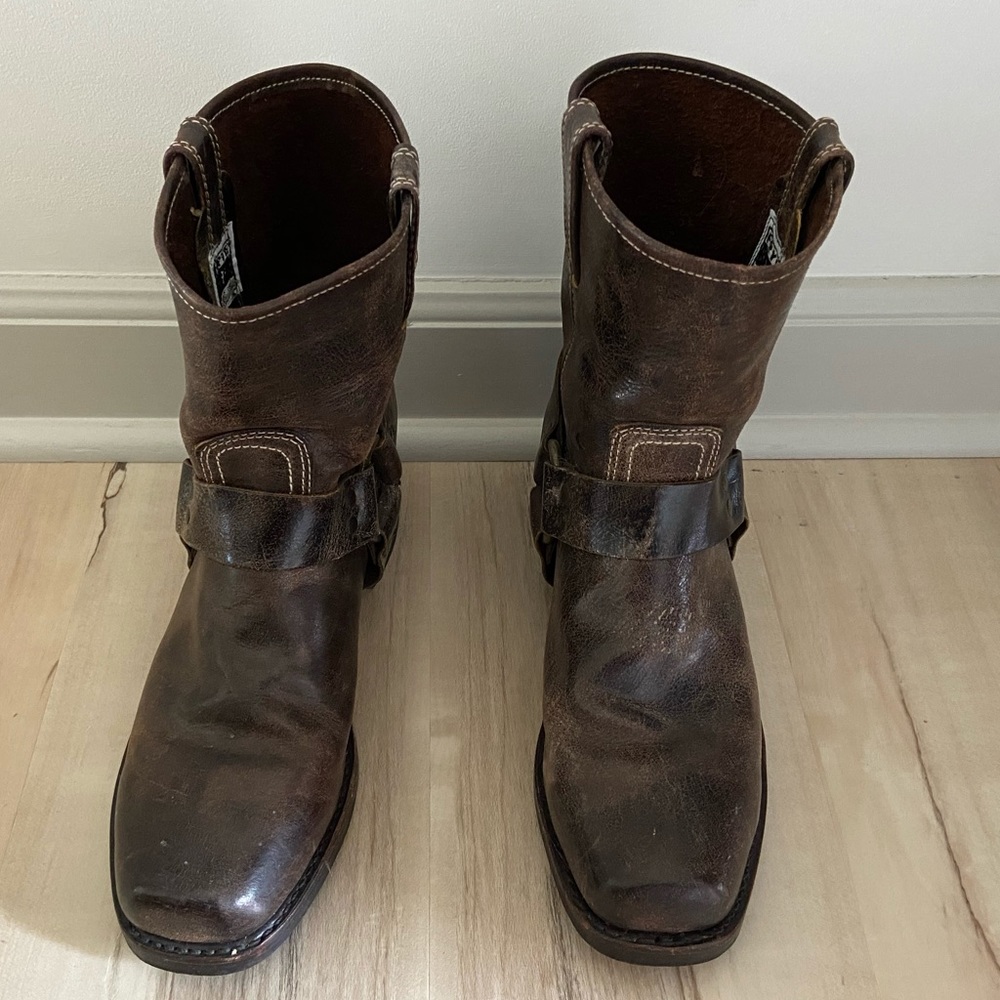 Frye Harness 8R Boots